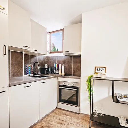 A&y Lakehouse Golden Swan Appartement